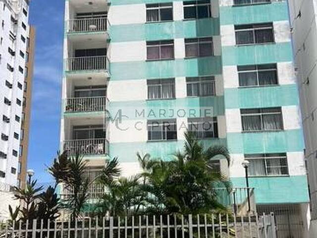 Apartamento para Venda em Salvador - 2
