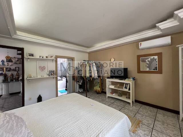 Casa, 4 quartos, 271 m² - Foto 9