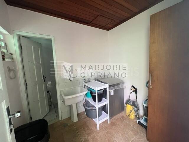 Casa, 4 quartos, 200 m² - Foto 17